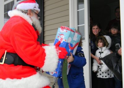 Santa Delivery 2013 040