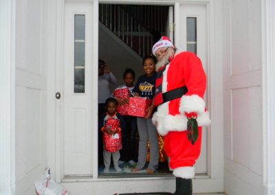 Santa Delivery 2013 070